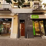 Chic Apartment In Girona Center