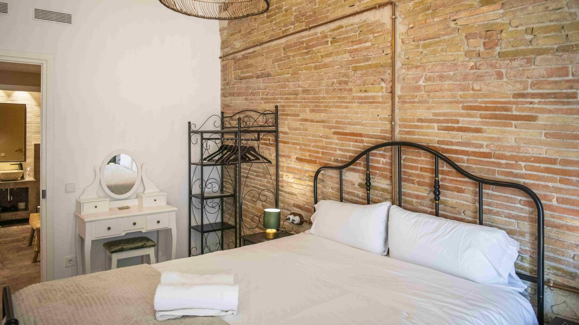 Chic In Center Gerona